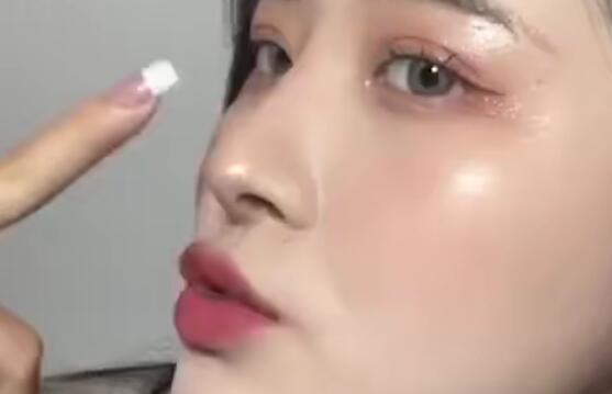 假体隆鼻